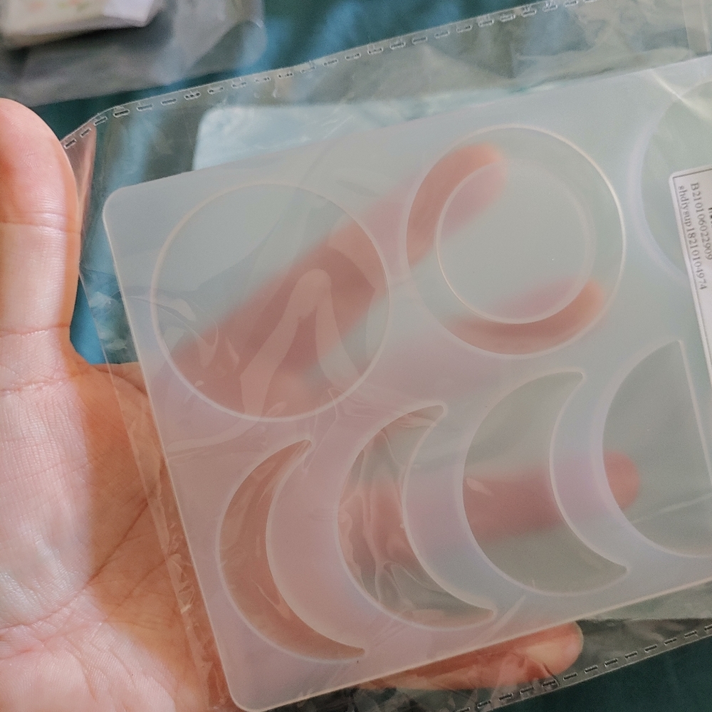 Moon Phase Silicone Mold - Picture 3 of 3